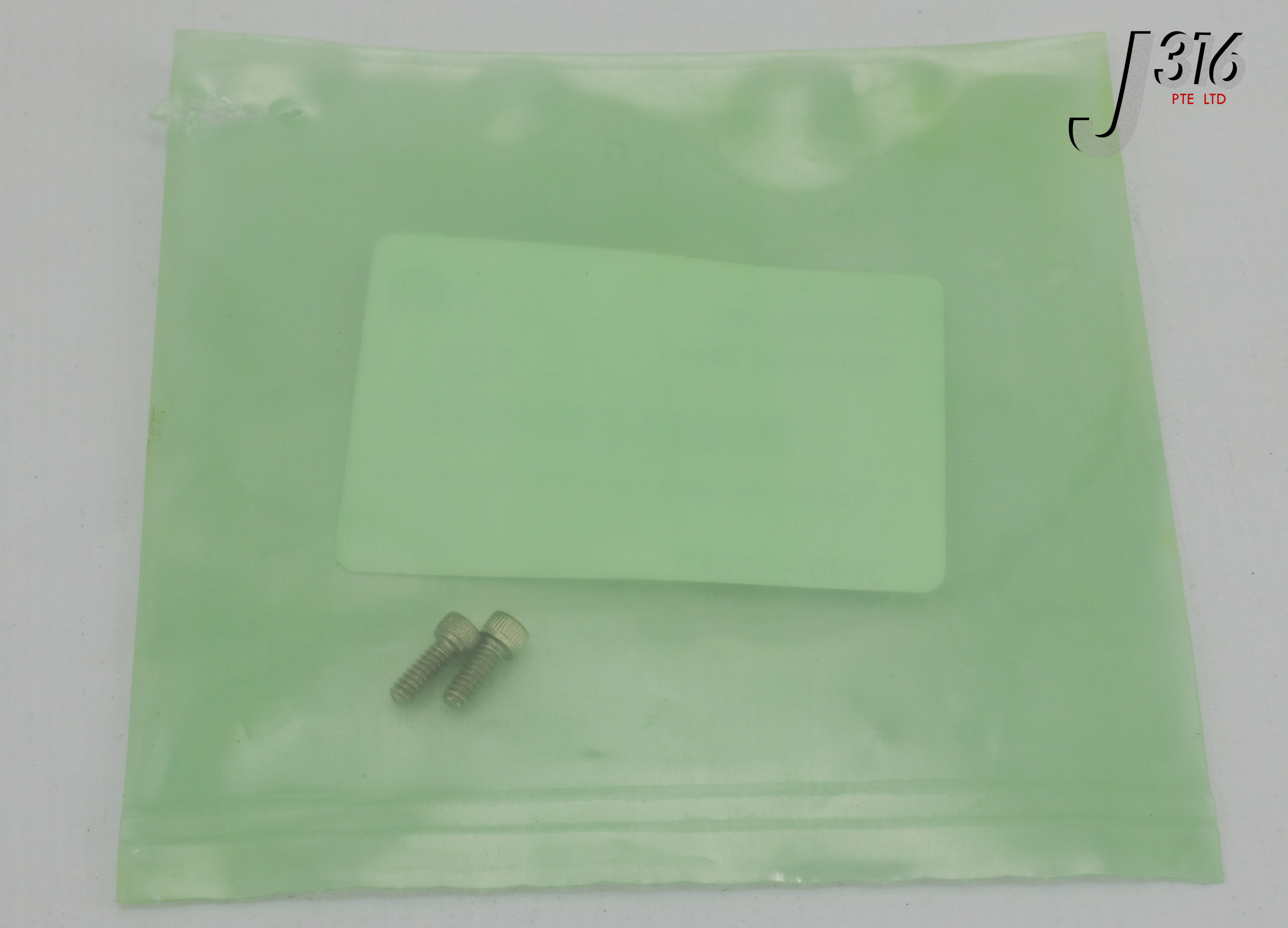 20083 APPLIED MATERIALS SCRCAP SKT HD 6-32 X 3/8L HEX SKT SST (NEW